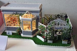 Salon International de la Miniature et de la Maison de Poupee  
